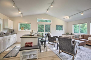 Airy and Bright Hideaway Near Smugglers Notch!